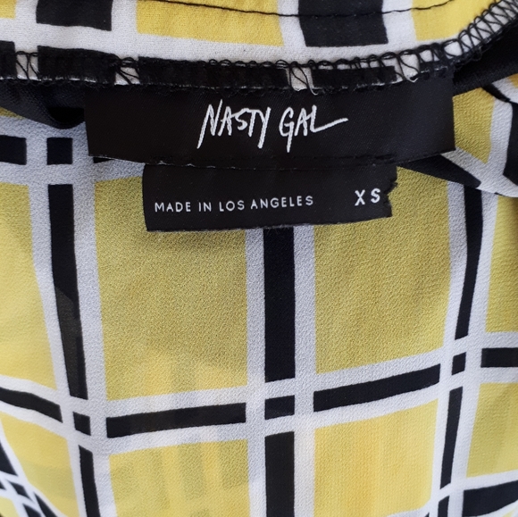 Nasty Gal long yellow maxi - Picture 7 of 11